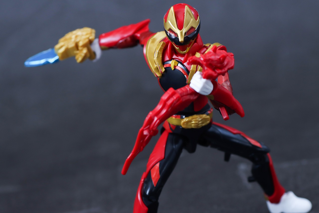 勇動　ナンバーワン戦隊ゴジュウジャー　レビュー　ゴジュウウルフ　アクション