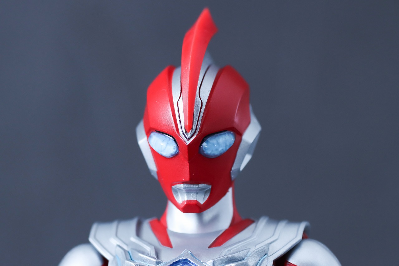 S.H.フィギュアーツ ウルトラマンオメガ レビュー 本体