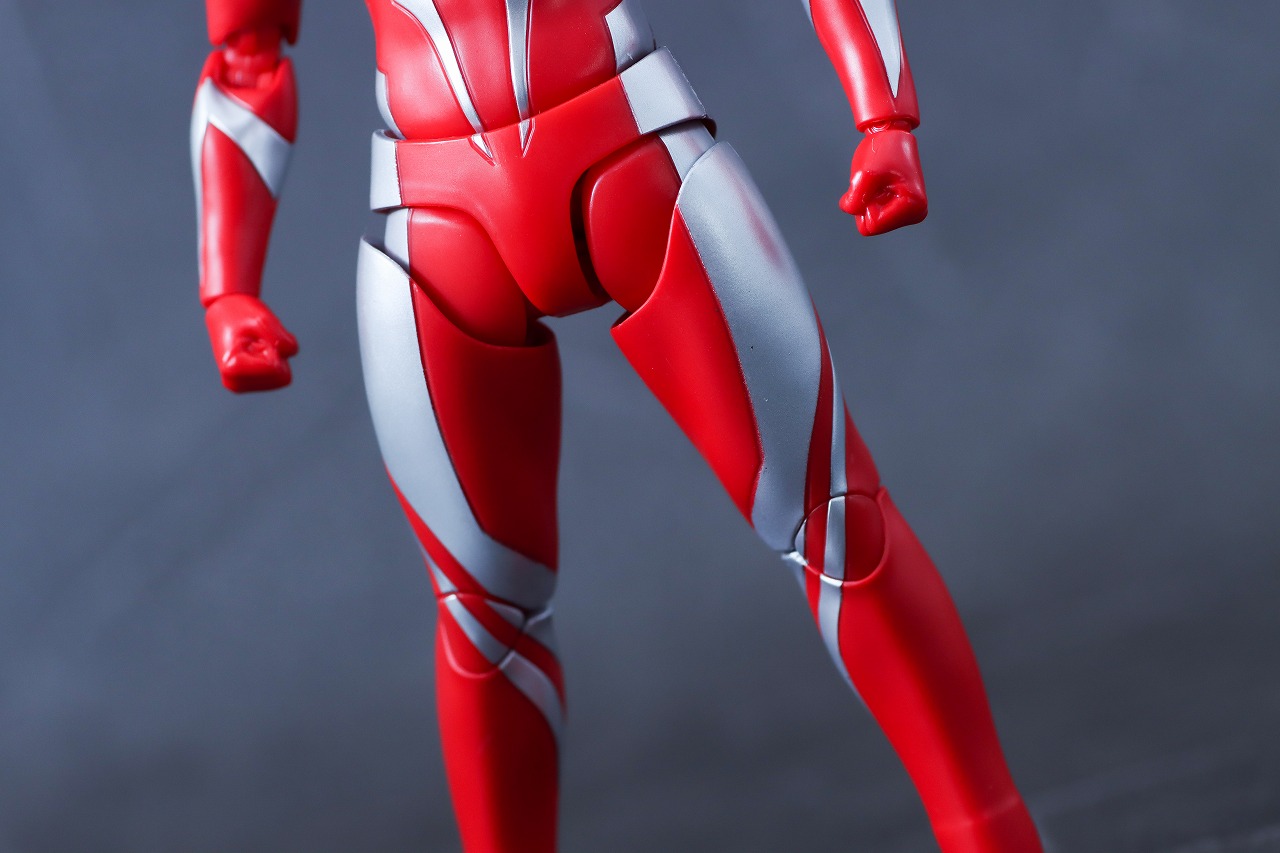 S.H.フィギュアーツ ウルトラマンオメガ レビュー 本体