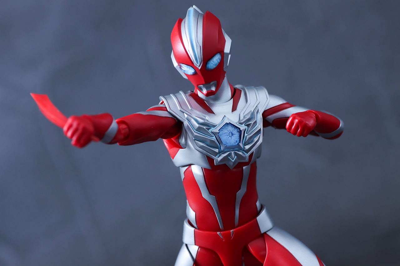 S.H.フィギュアーツ ウルトラマンオメガ レビュー アクション