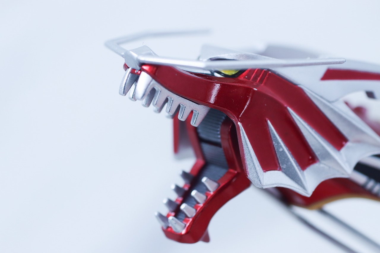 S.H.フィギュアーツ 真骨彫製法 仮面ライダー龍騎 レビュー 付属品 ドラグクロー