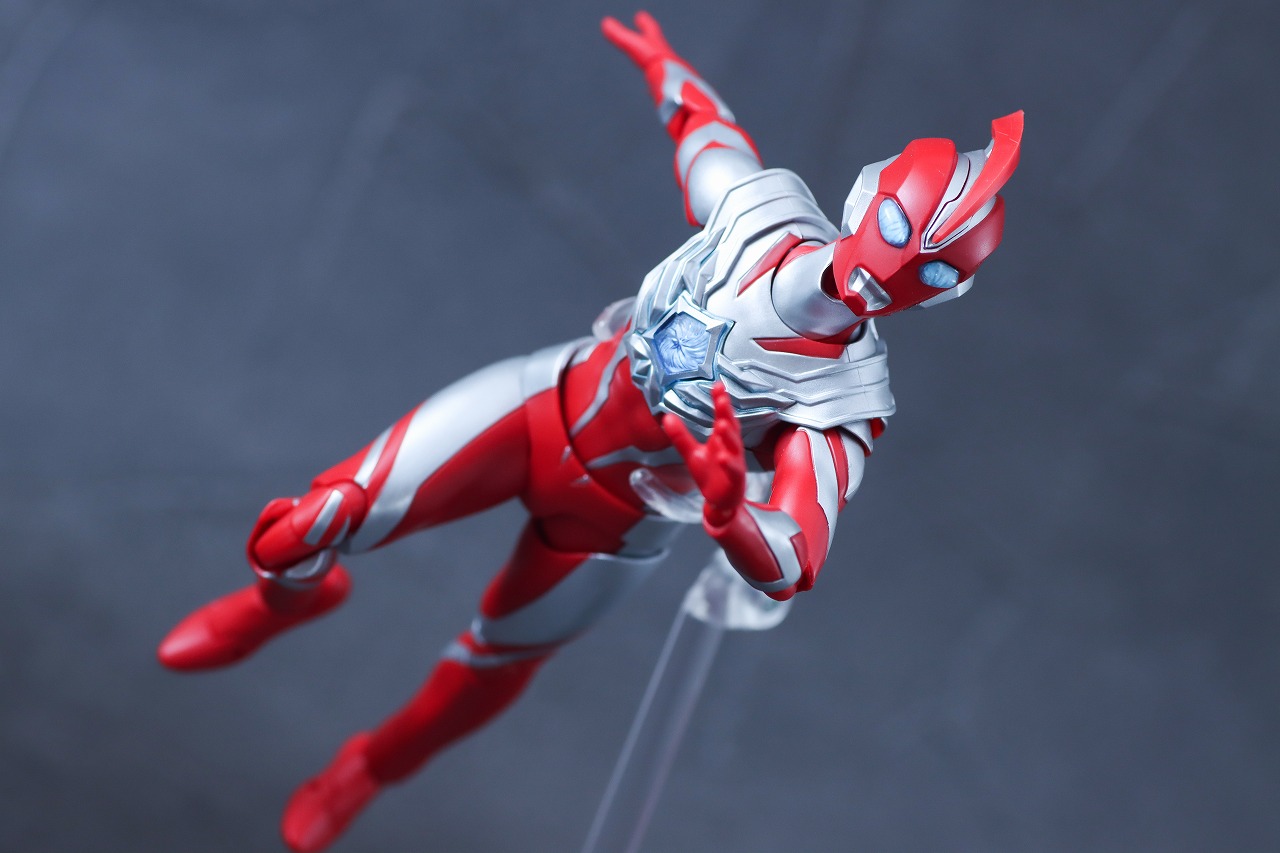 S.H.フィギュアーツ ウルトラマンオメガ レビュー アクション
