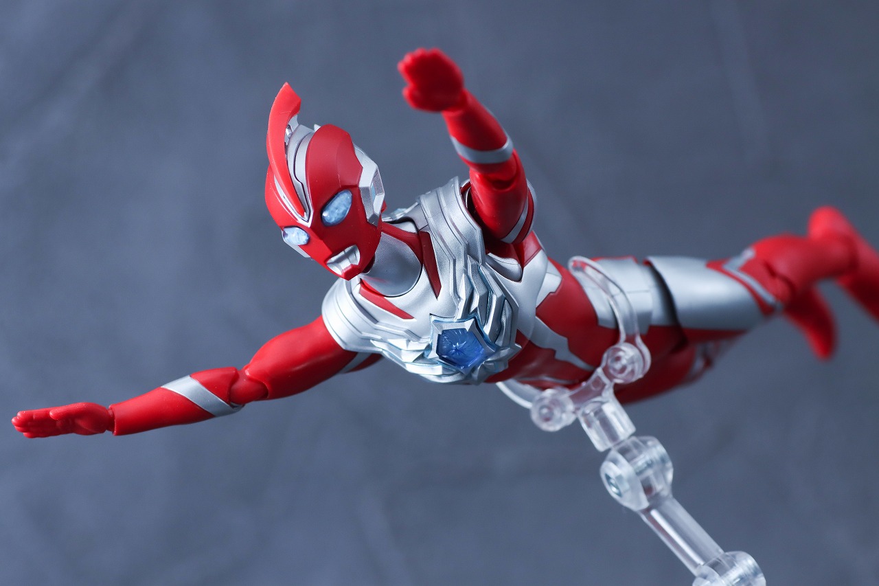 S.H.フィギュアーツ ウルトラマンオメガ レビュー アクション