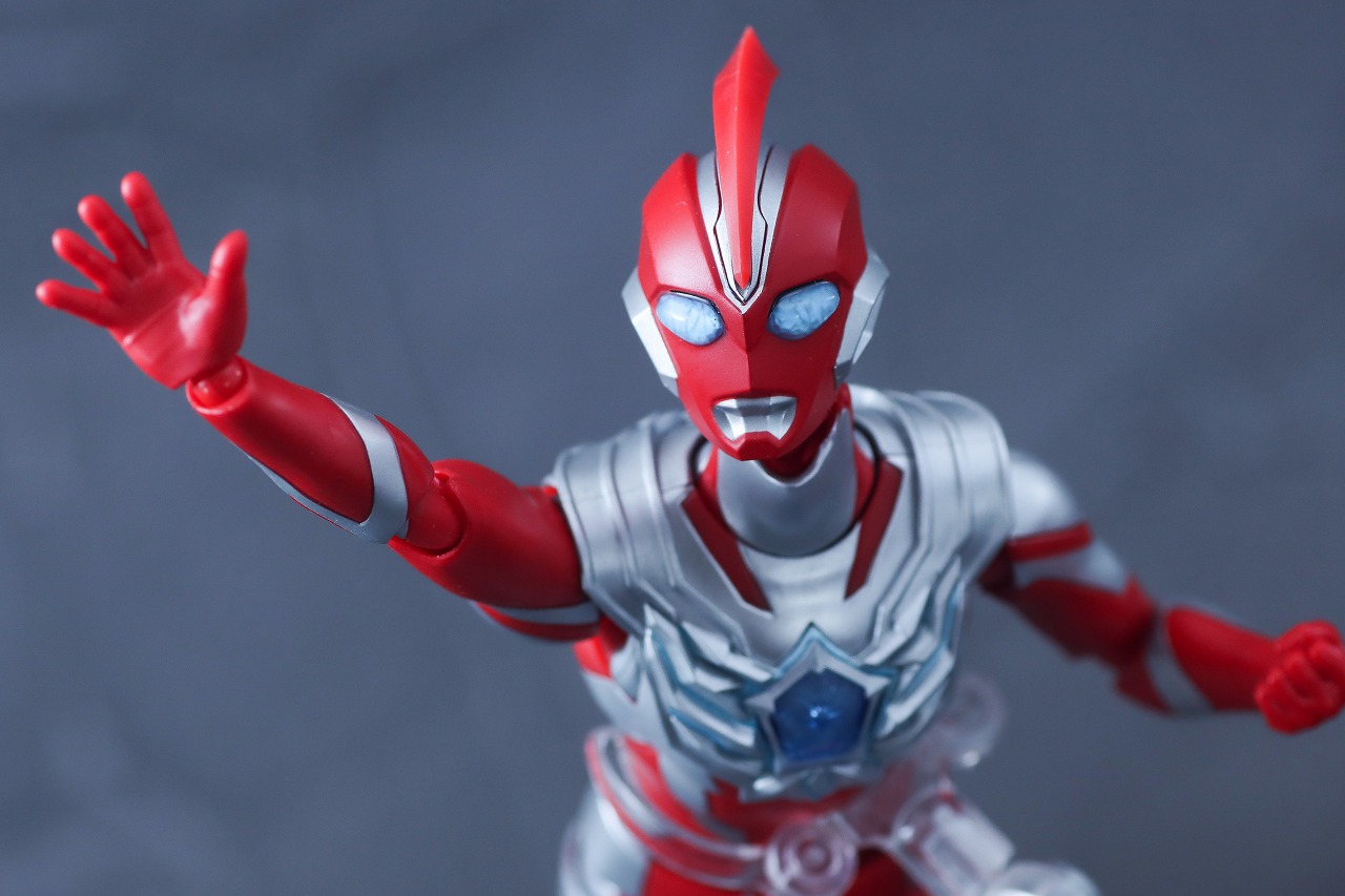 S.H.フィギュアーツ ウルトラマンオメガ レビュー アクション