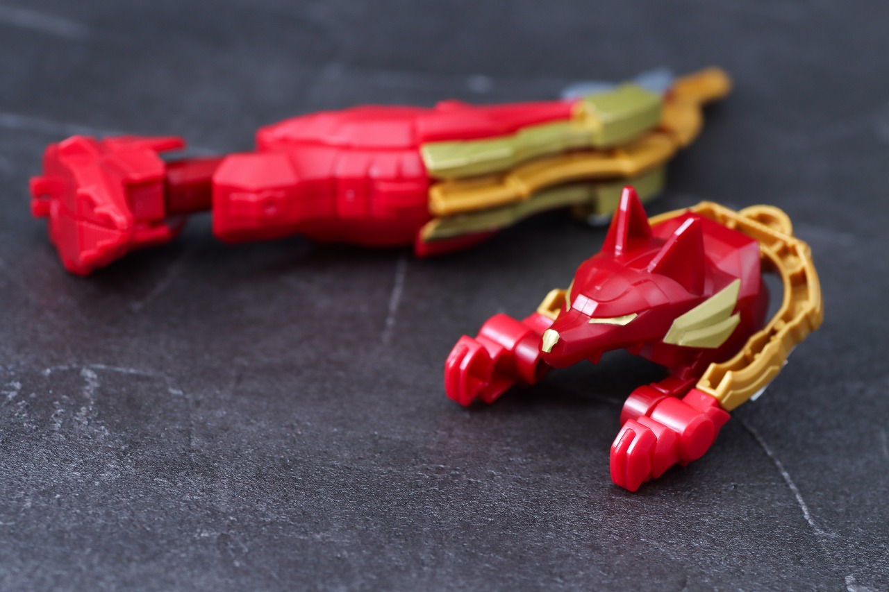 ミニプラ　テガソードデカクロウ　ウルフデカリバー50　レビュー　本体
