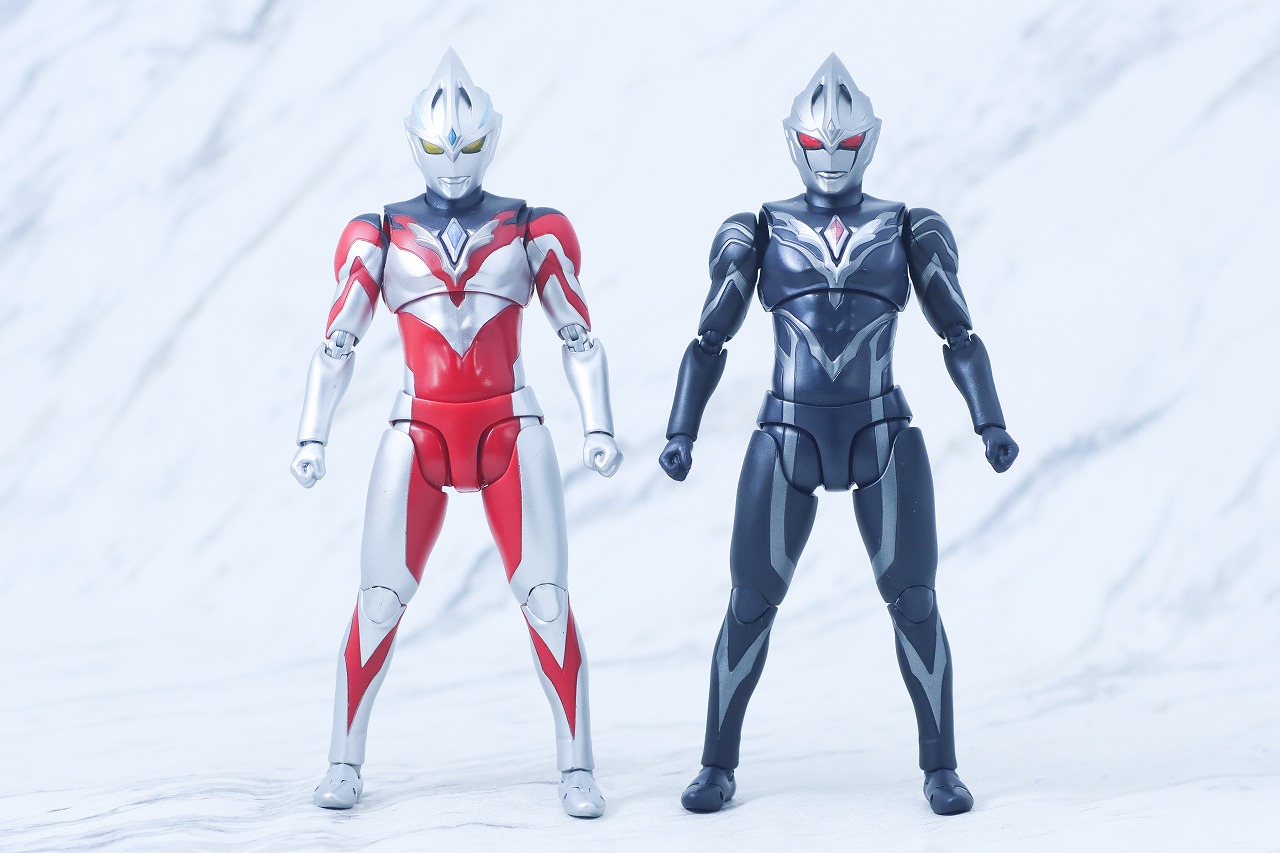 S.H.フィギュアーツ　闇戦士ギルアーク　レビュー　本体　比較
