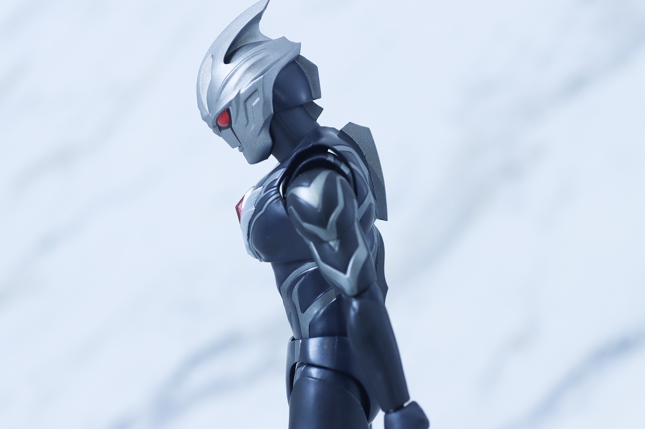 S.H.フィギュアーツ　闇戦士ギルアーク　レビュー　可動範囲