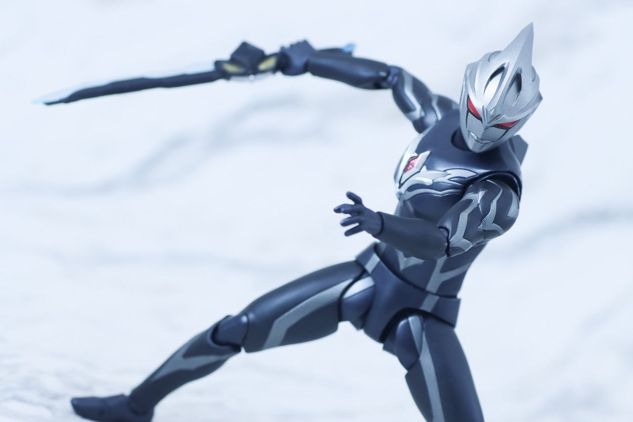 S.H.フィギュアーツ　闇戦士ギルアーク　レビュー　アクション