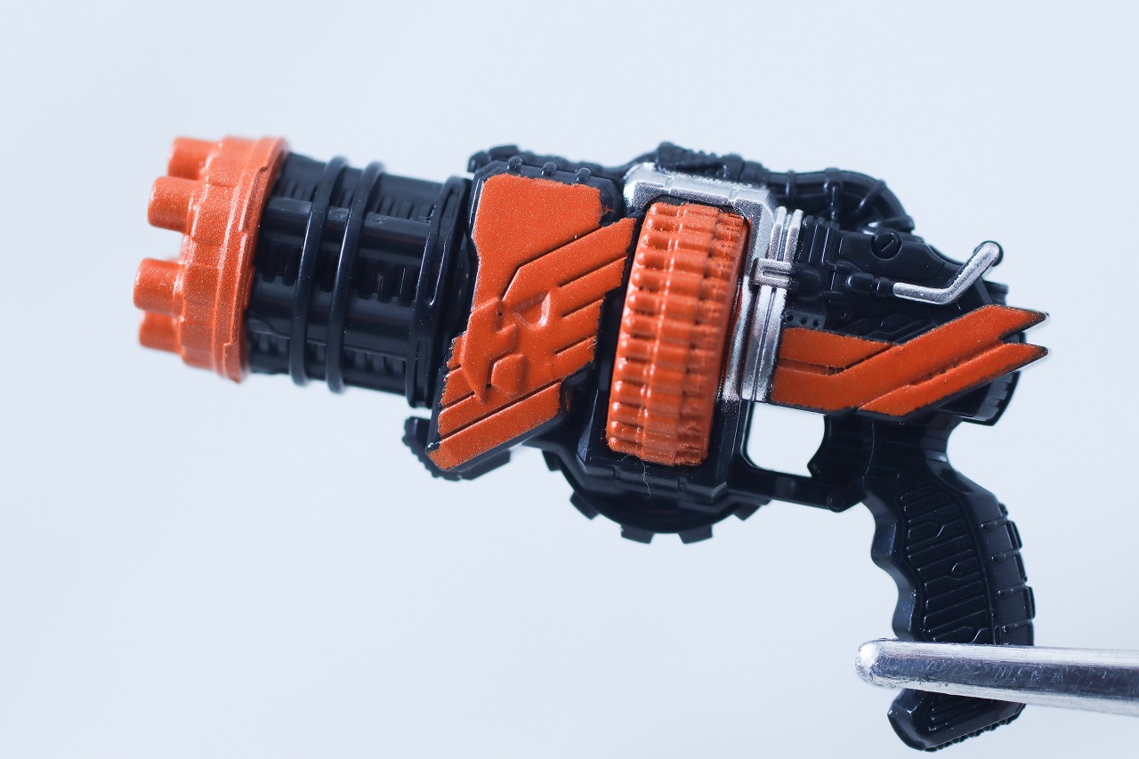 S.H.フィギュアーツ 仮面ライダービルド ラビットタンクハザードフォーム 平成ジェネレーション エディション レビュー 付属品一覧 ホークガトリンガー