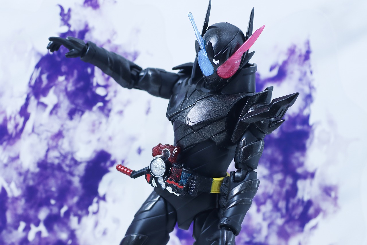 S.H.フィギュアーツ 仮面ライダービルド ラビットタンクハザードフォーム 平成ジェネレーション エディション レビュー アクション