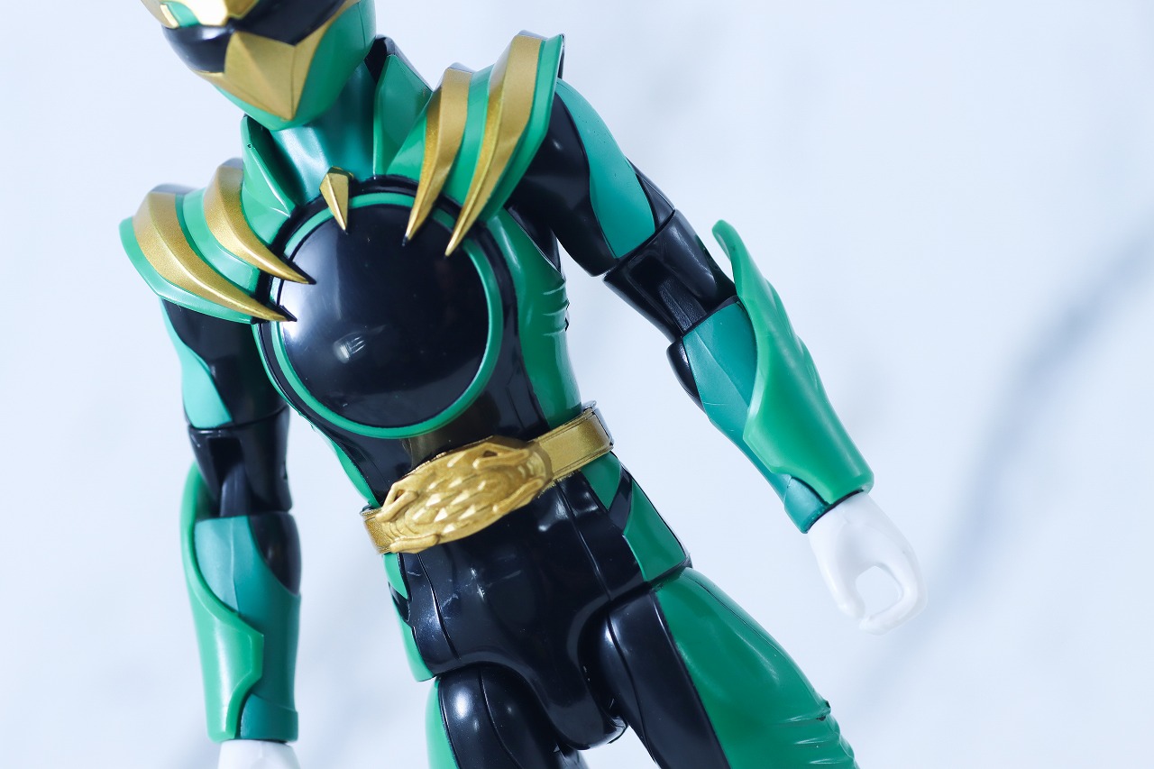 アクションヒーロー ゴジュウイーグル レビュー 本体