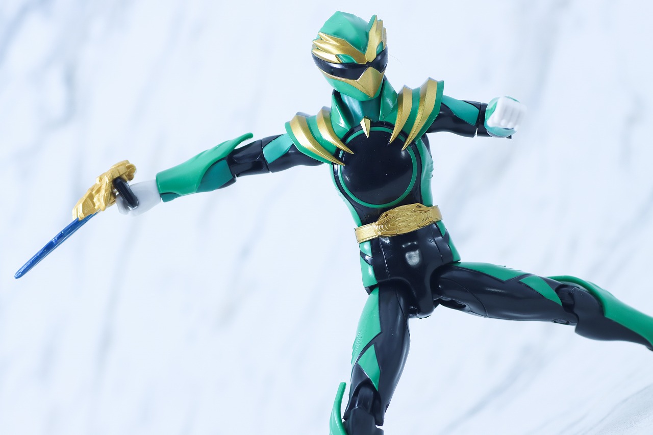 アクションヒーロー ゴジュウイーグル レビュー アクション