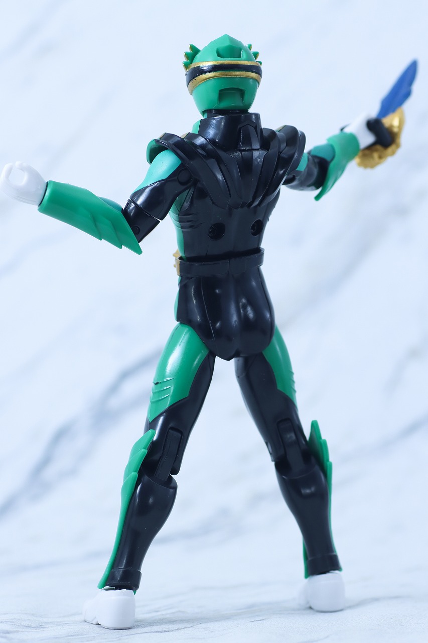 アクションヒーロー ゴジュウイーグル レビュー 本体