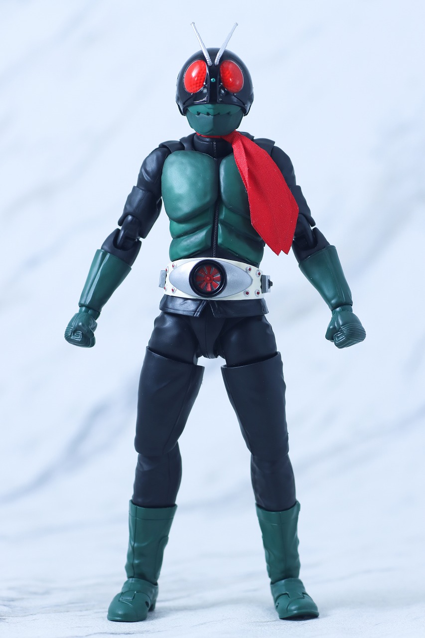 S.H.フィギュアーツ 真骨彫製法　仮面ライダー1号（桜島 Ver.） 栄光の昭和ライダーエディション　レビュー　本体