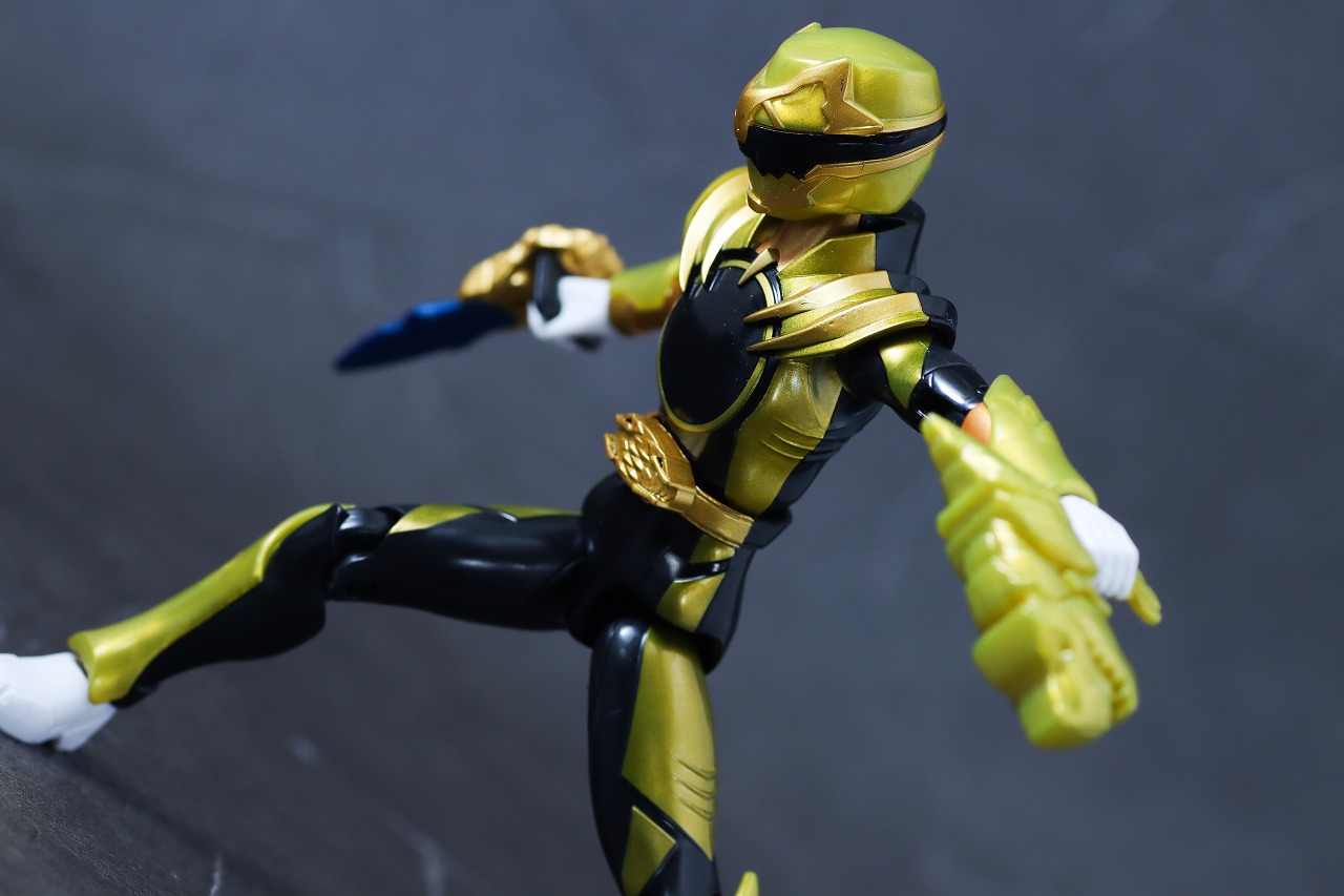 アクションヒーロー　ゴジュウジャー SPセット1　コストコ　レビュー　ゴジュウティラノ　アクション