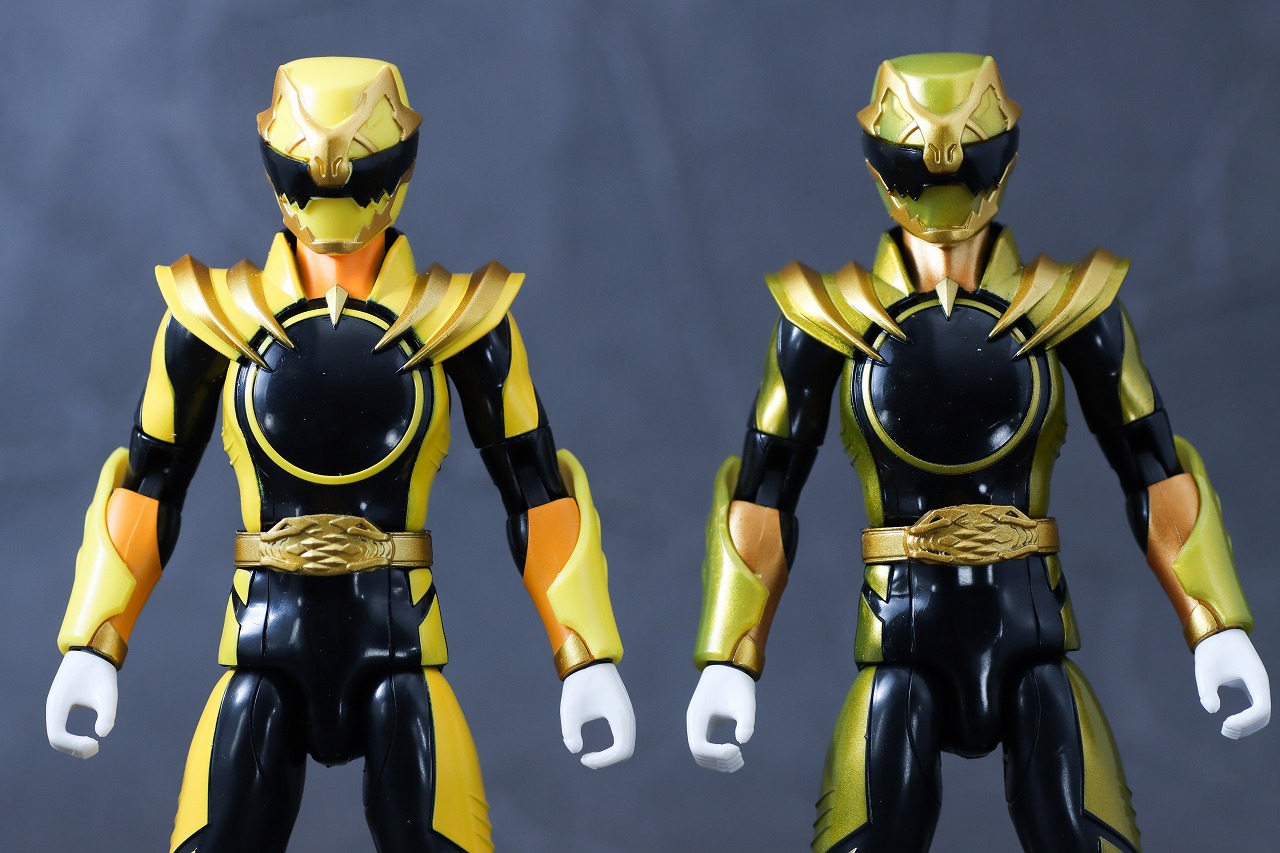 アクションヒーロー　ゴジュウジャー SPセット1　コストコ　レビュー　ゴジュウティラノ　メタリックカラー　通常版　比較