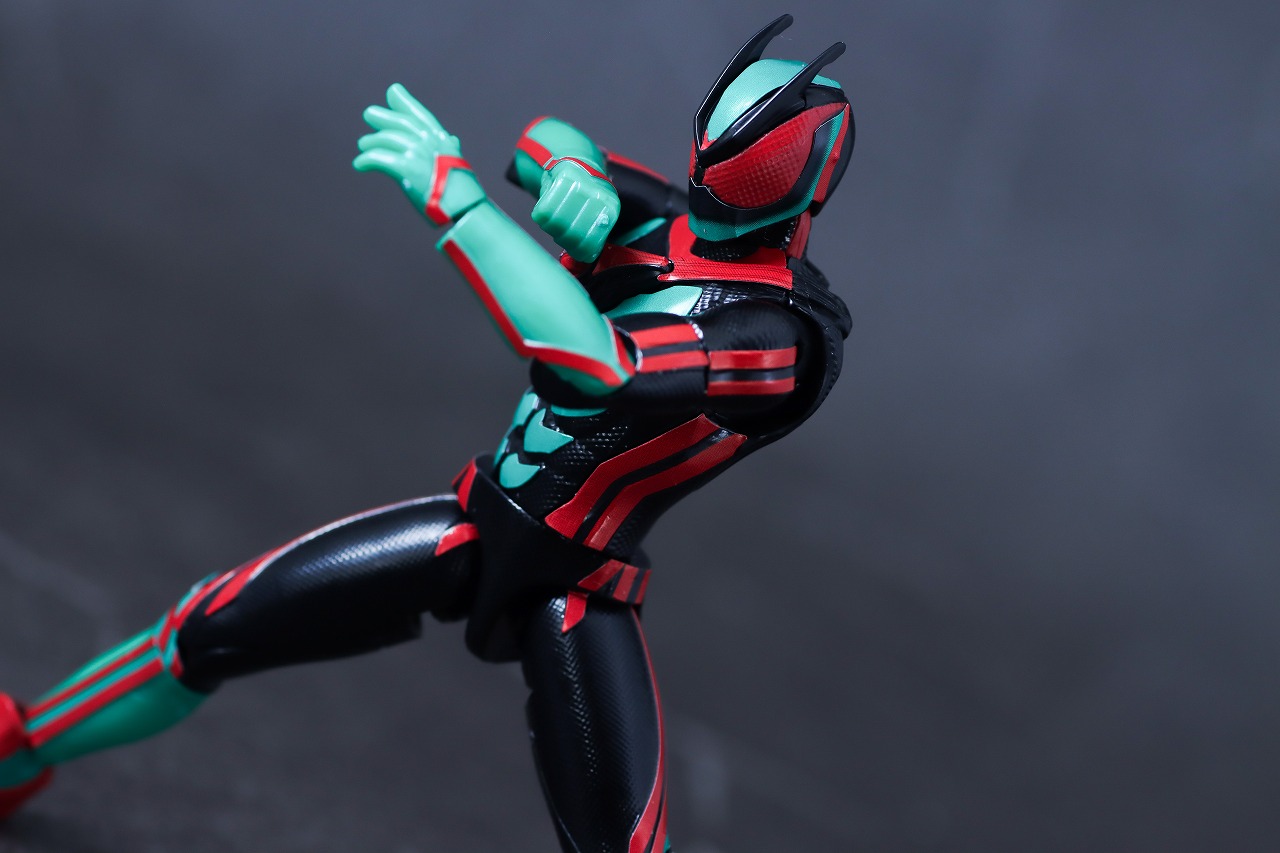 装動　仮面ライダーゼッツ フィジカムインパクト&コードゼロイダー　レビュー　アクション