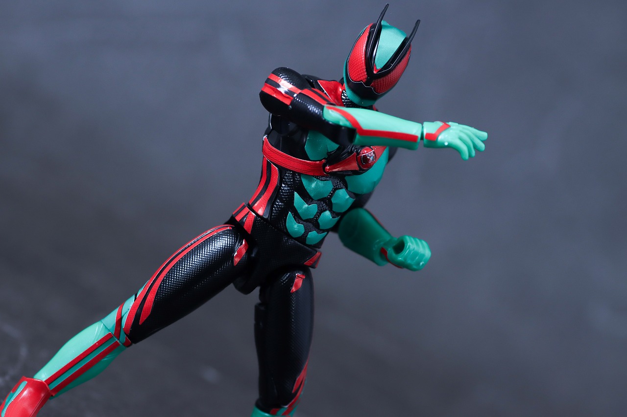 装動　仮面ライダーゼッツ フィジカムインパクト&コードゼロイダー　レビュー　アクション