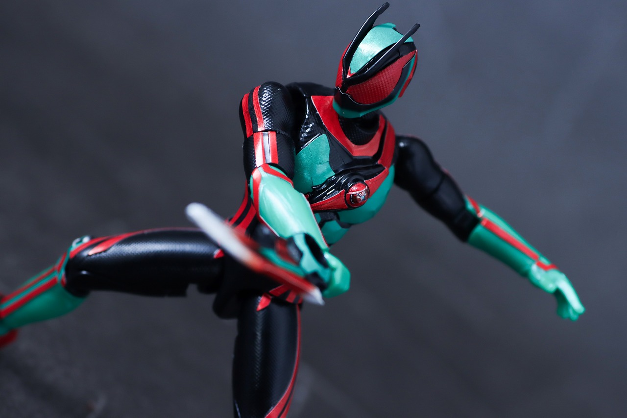 装動　仮面ライダーゼッツ フィジカムインパクト&コードゼロイダー　レビュー　アクション