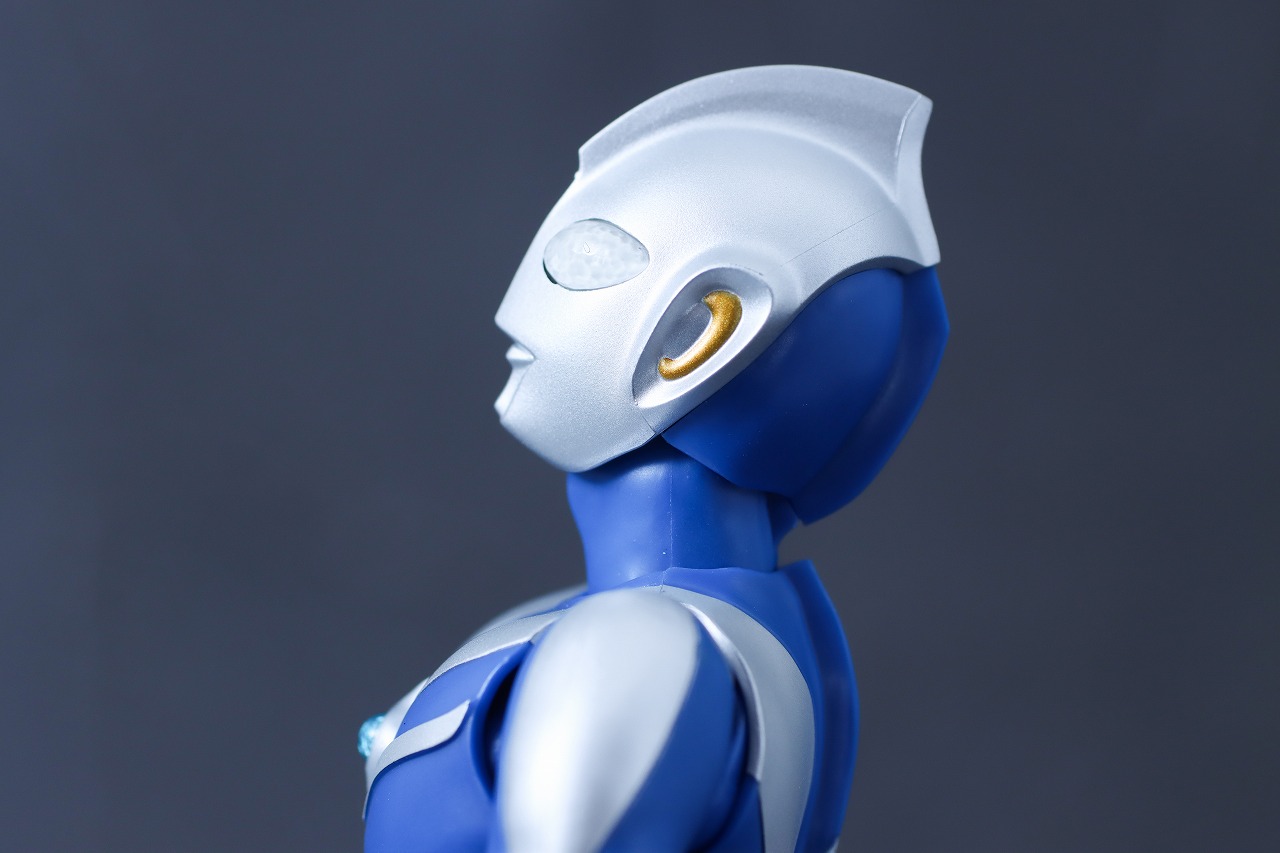 S.H.フィギュアーツ　ウルトラマンコスモス ルナモード　レビュー　可動範囲