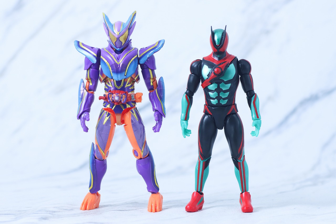 仮面ライダーアクションフィギュア カプセムチェンジコレクション 仮面ライダーゼッツ フィジカムセット レビュー 本体 装動 仮面ライダーガヴ マスターモード 比較