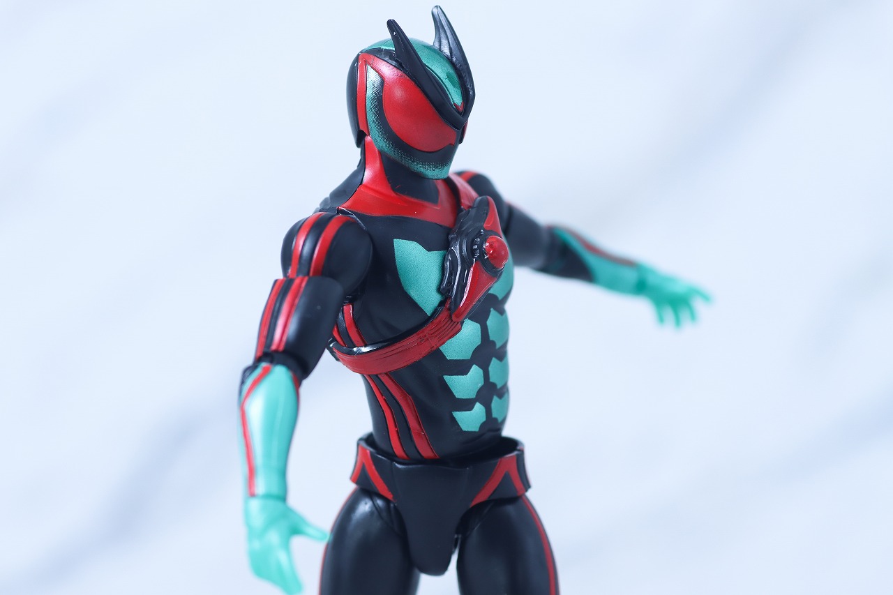 仮面ライダーアクションフィギュア カプセムチェンジコレクション 仮面ライダーゼッツ フィジカムセット レビュー 可動範囲