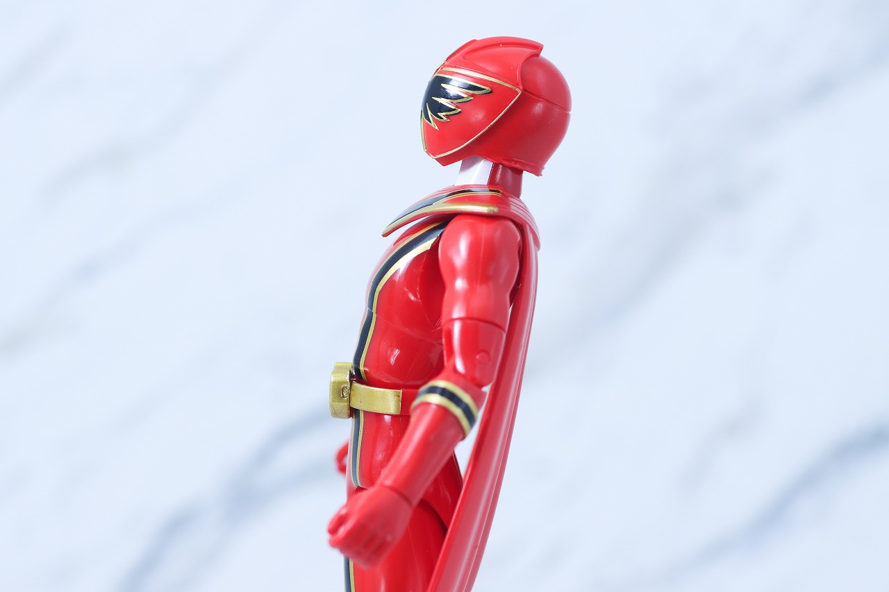 アクションヒーロー　マジレッド　レビュー　可動範囲