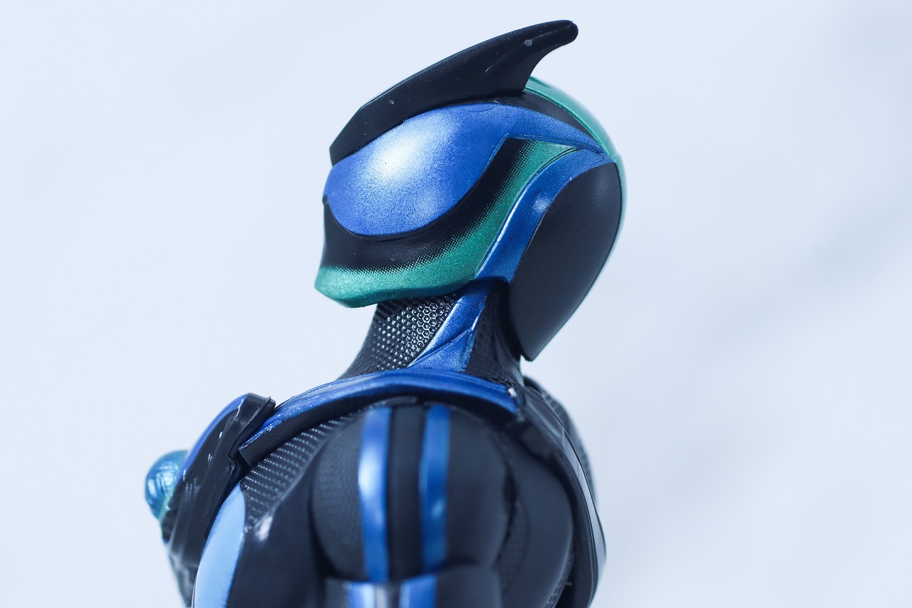 仮面ライダーアクションフィギュア　仮面ライダーゼッツ テクノロムストリーム　レビュー　可動範囲