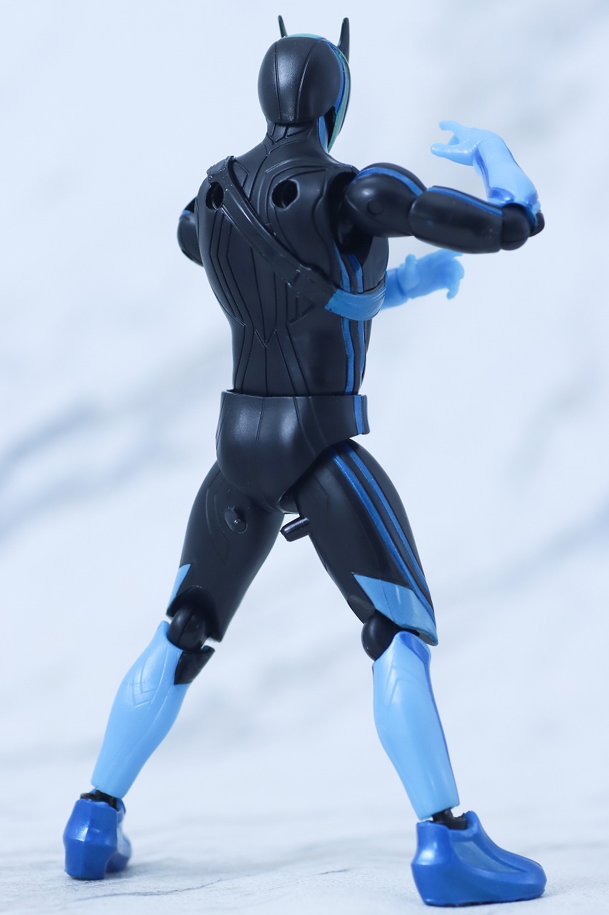 仮面ライダーアクションフィギュア カプセムチェンジコレクション　仮面ライダーゼッツ テクノロムセット　レビュー　本体