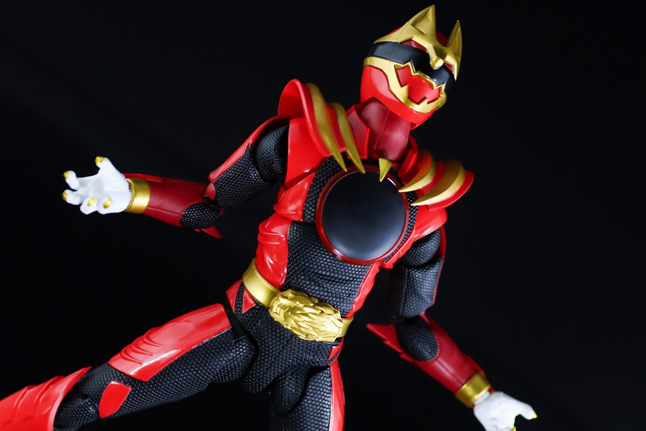 S.H.フィギュアーツ ゴジュウルフ レビュー アクション