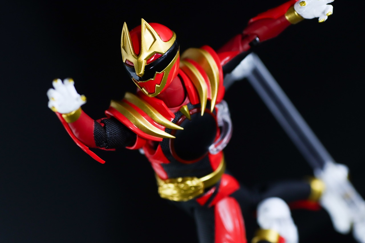 S.H.フィギュアーツ ゴジュウルフ レビュー アクション