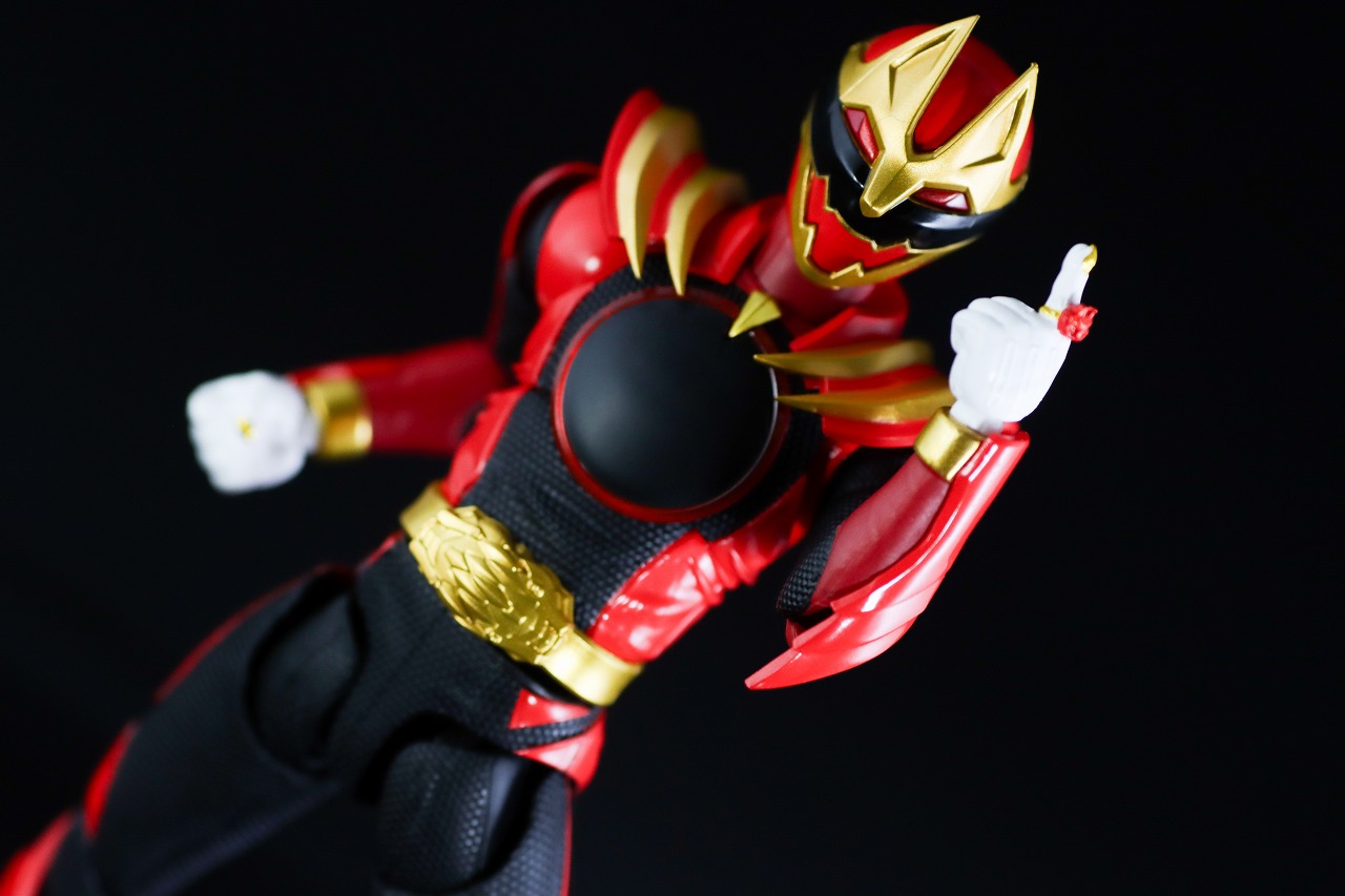 S.H.フィギュアーツ ゴジュウルフ レビュー アクション