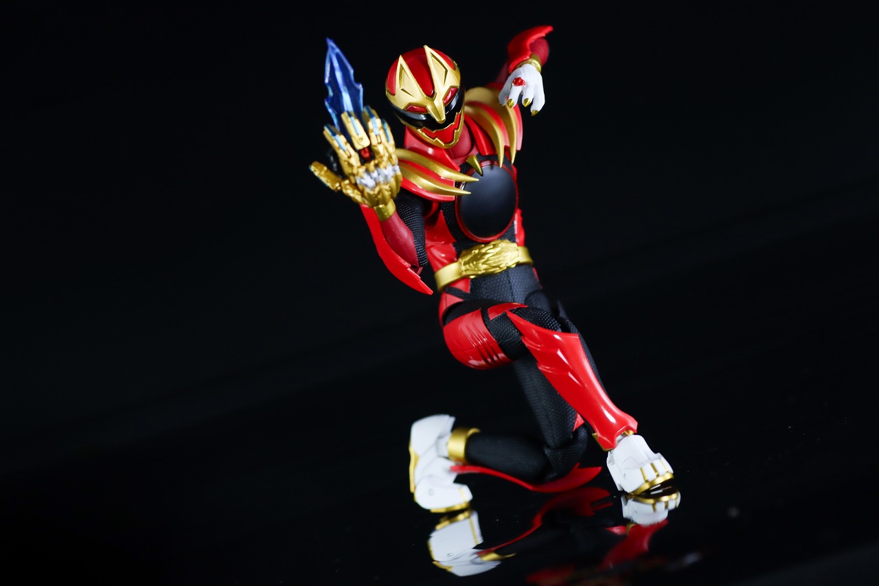 S.H.フィギュアーツ ゴジュウルフ レビュー アクション