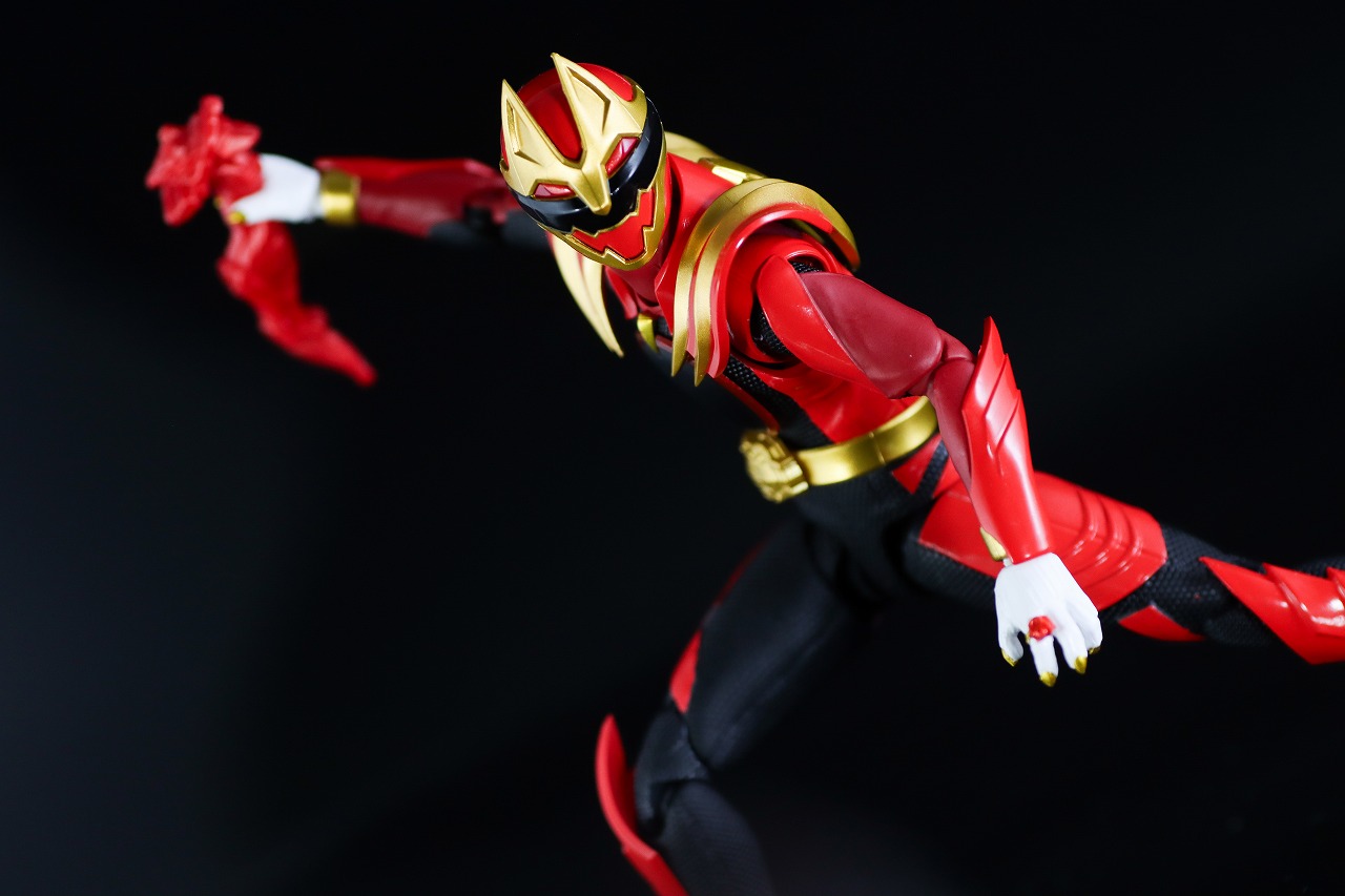 S.H.フィギュアーツ ゴジュウルフ レビュー アクション