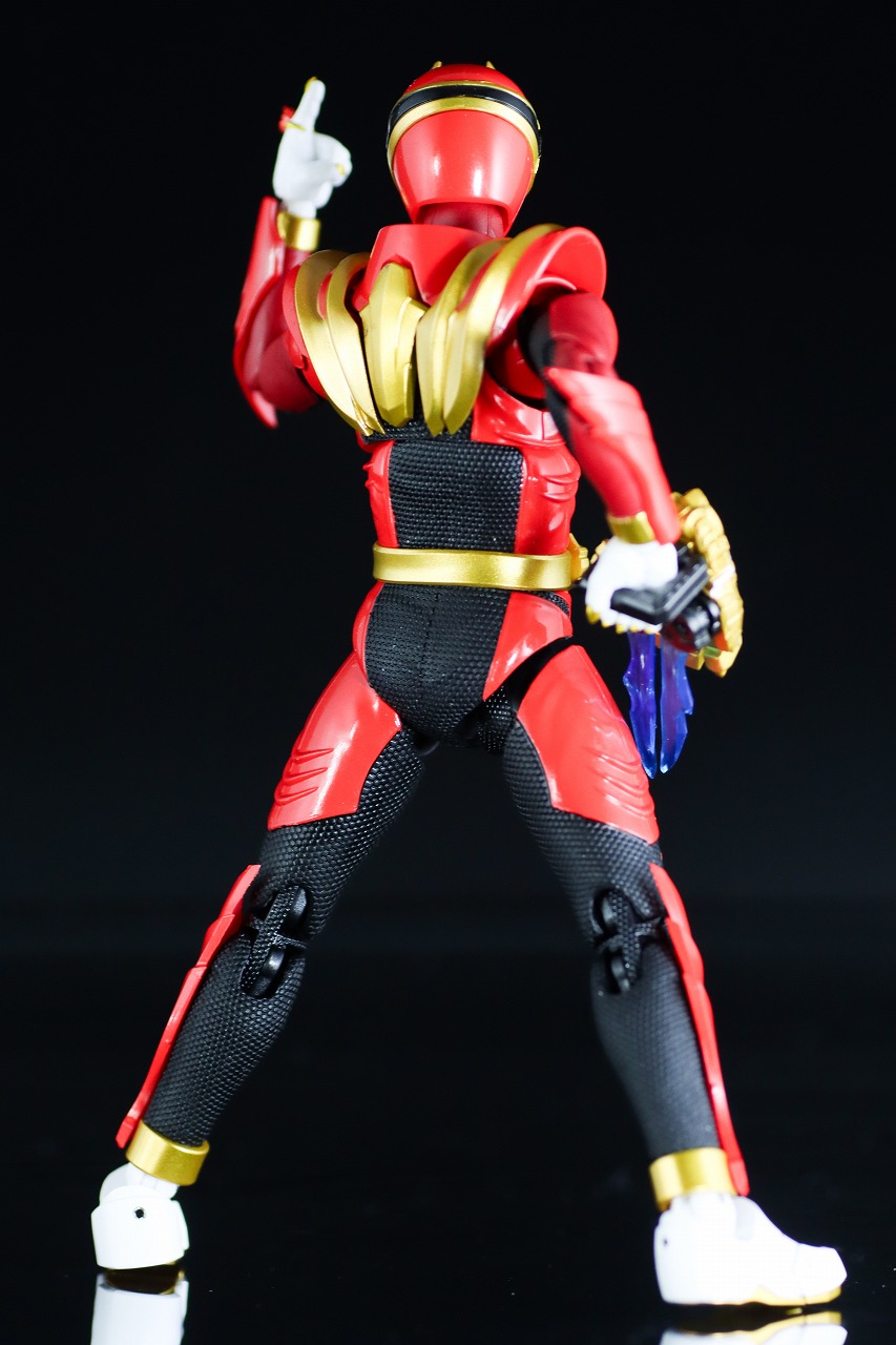 S.H.フィギュアーツ ゴジュウルフ レビュー 本体
