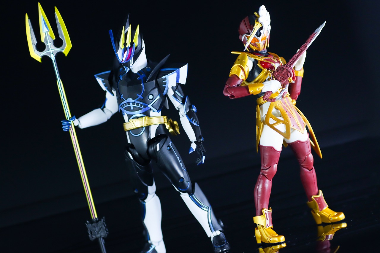 S.H.フィギュアーツ 仮面ライダーデュランダル オーシャンヒストリー レビュー アクション 仮面ライダーサーベラ 昆虫大百科
