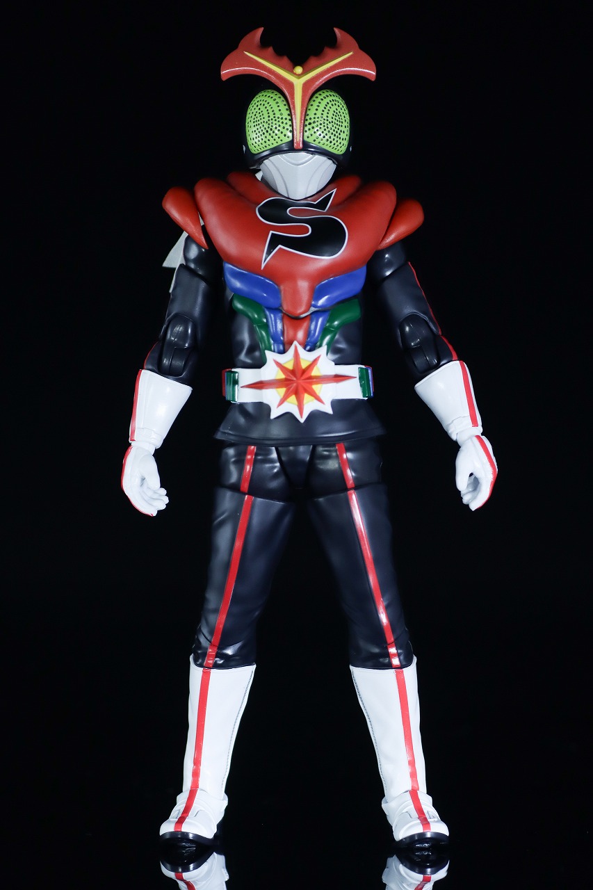 S.H.フィギュアーツ 真骨彫製法　仮面ライダーストロンガー　レビュー　本体