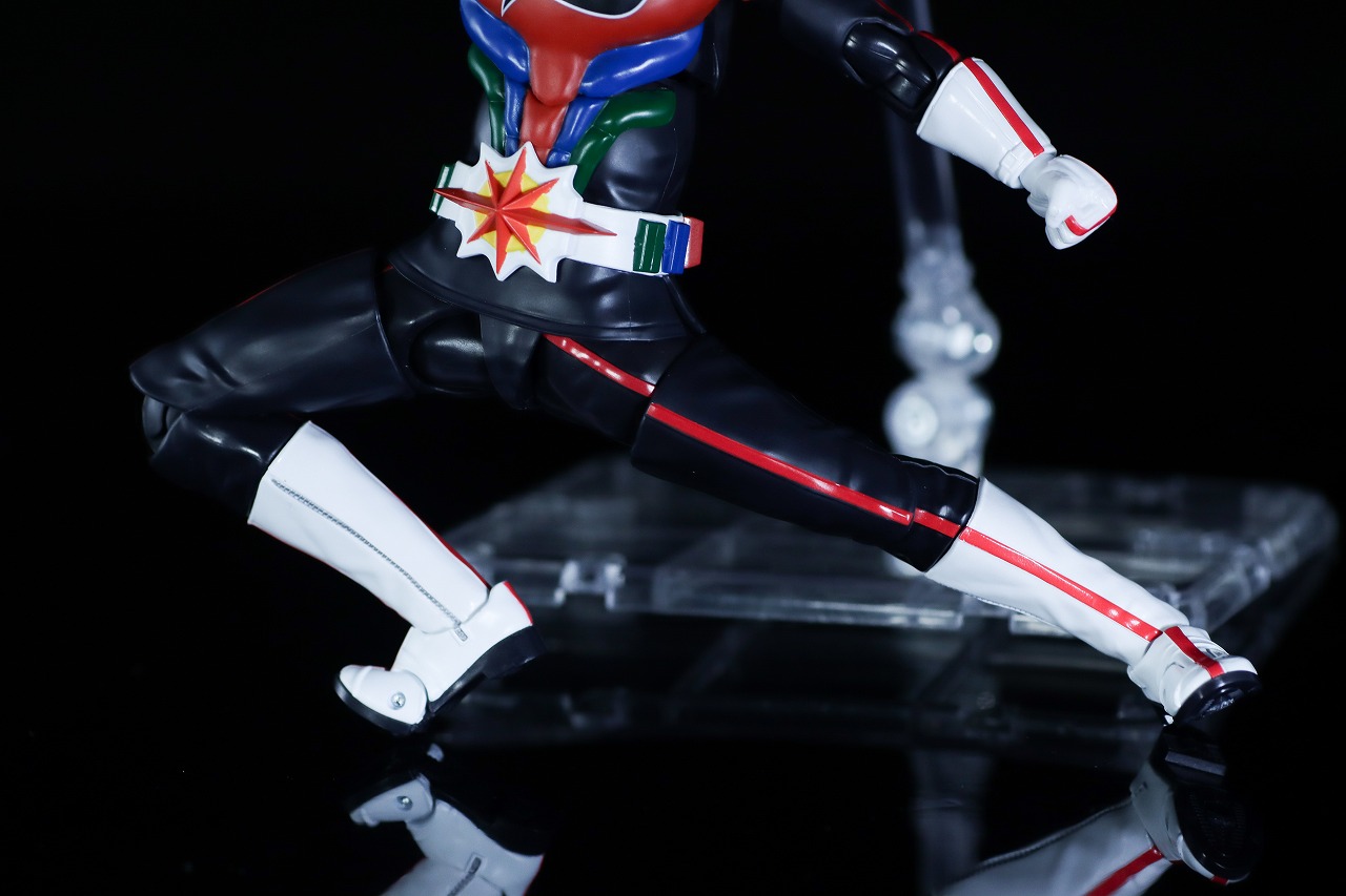 S.H.フィギュアーツ 真骨彫製法　仮面ライダーストロンガー　レビュー　可動範囲
