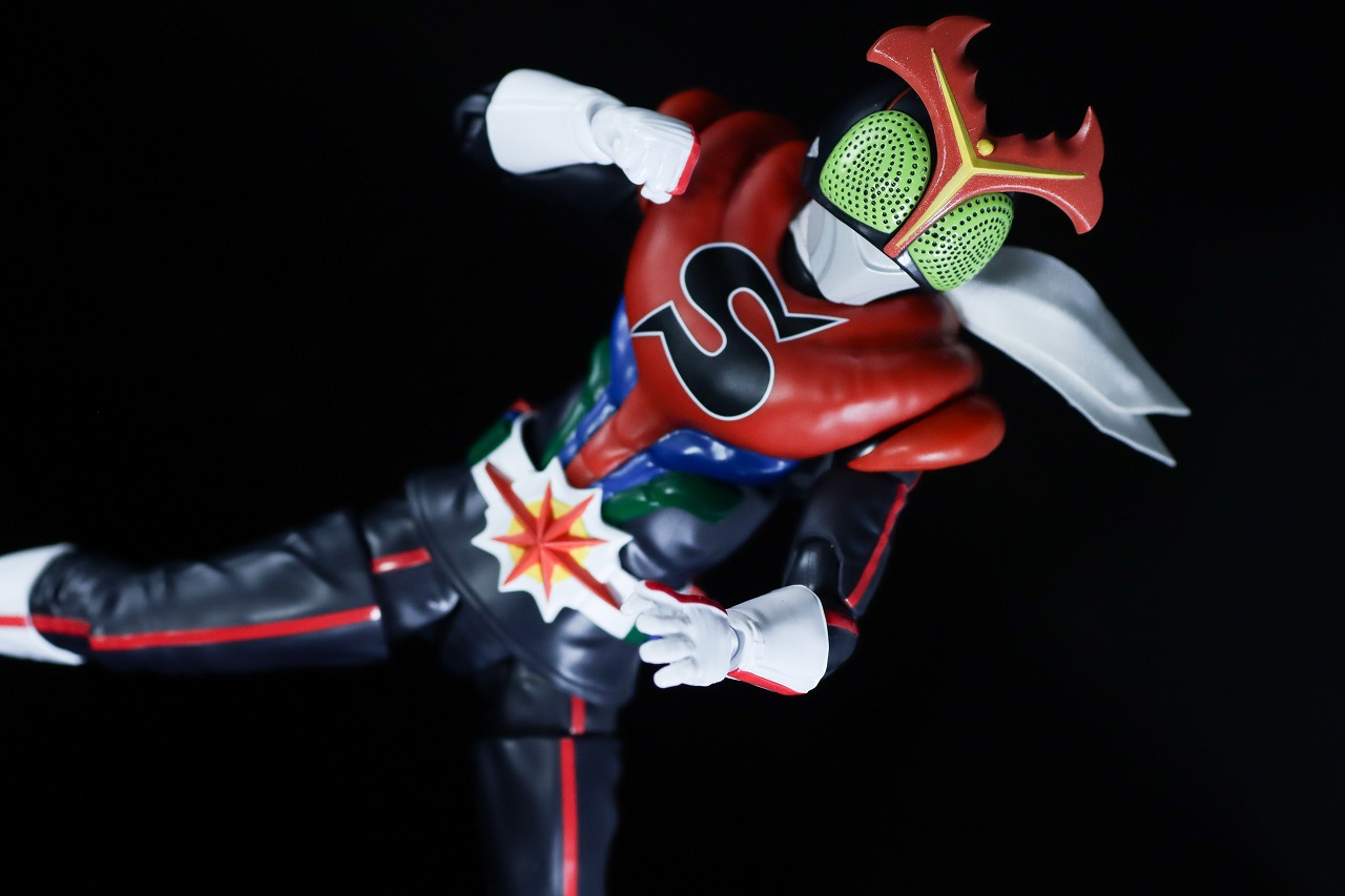 S.H.フィギュアーツ 真骨彫製法　仮面ライダーストロンガー　レビュー　アクション