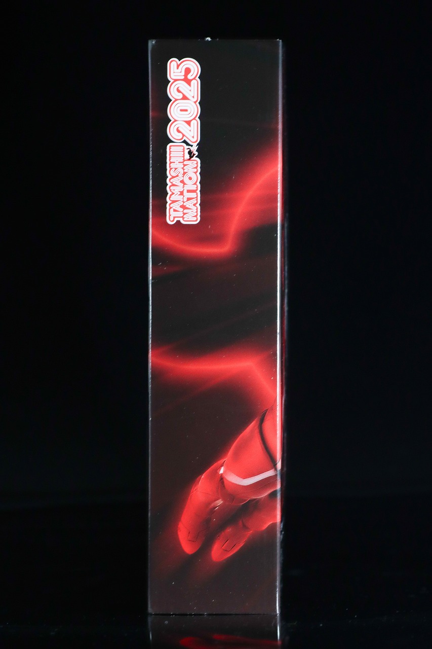 S.H.フィギュアーツ　ウルトラマンゼロ ワイルドバースト　レビュー　パッケージ