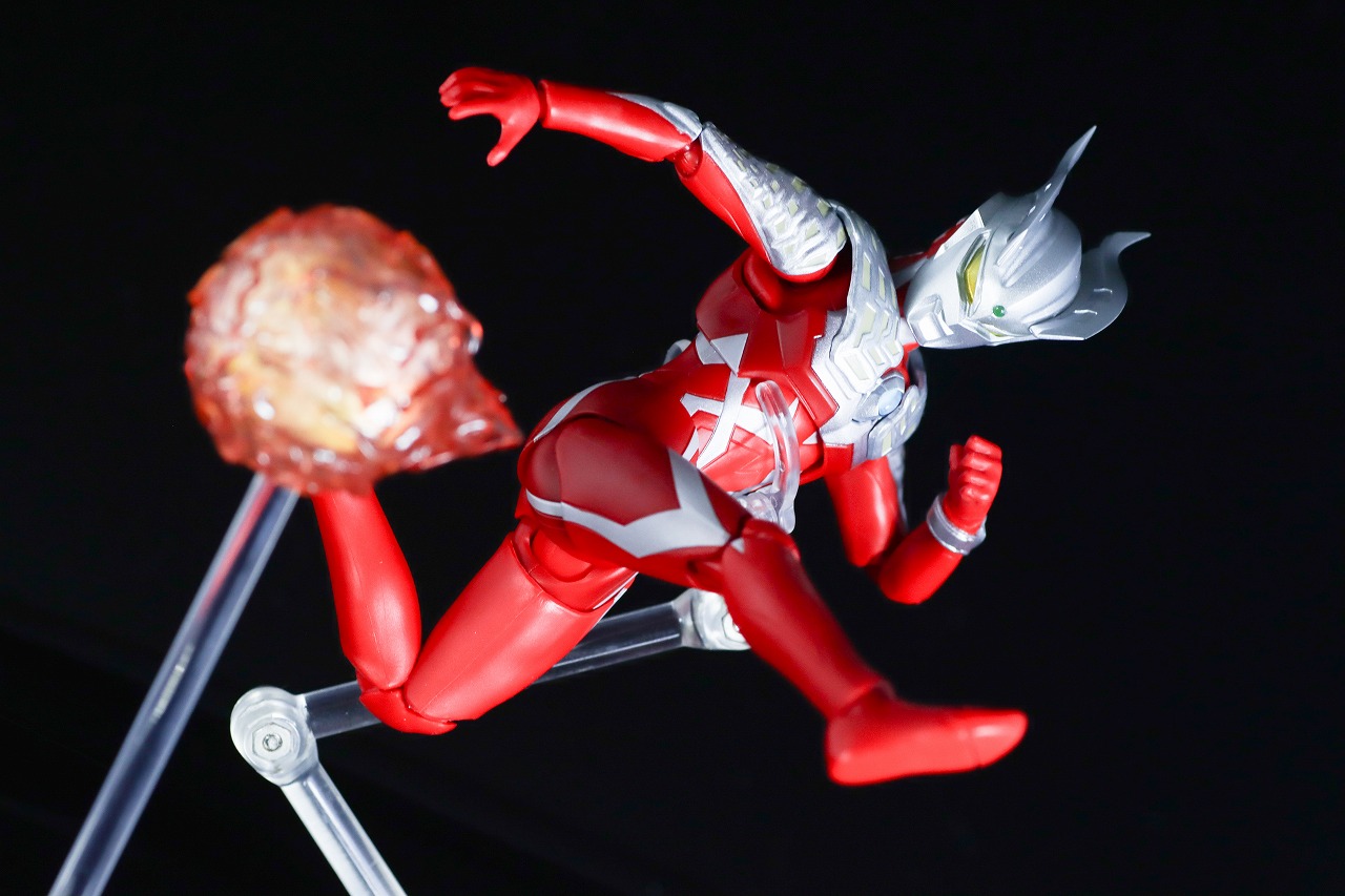 S.H.フィギュアーツ　ウルトラマンゼロ ワイルドバースト　レビュー　アクション