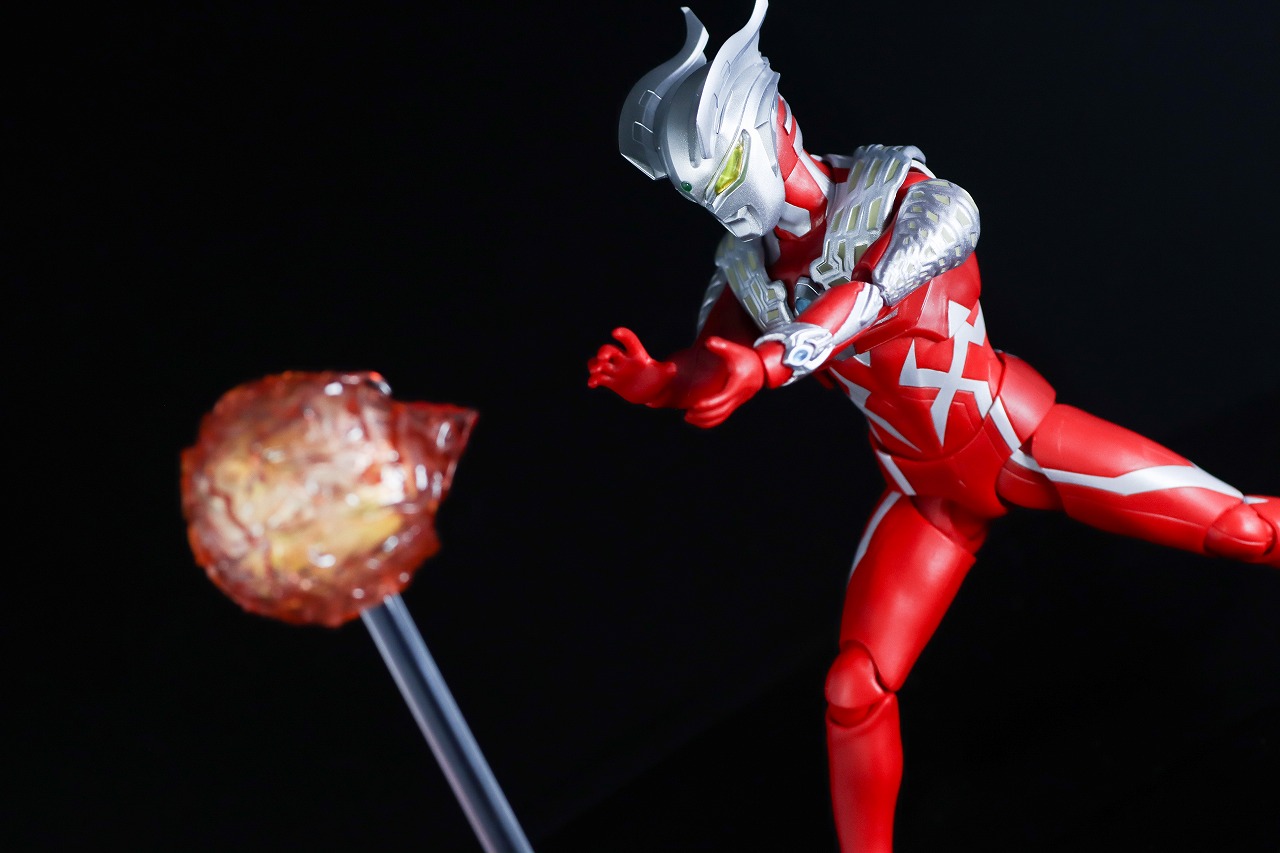 S.H.フィギュアーツ　ウルトラマンゼロ ワイルドバースト　レビュー　アクション