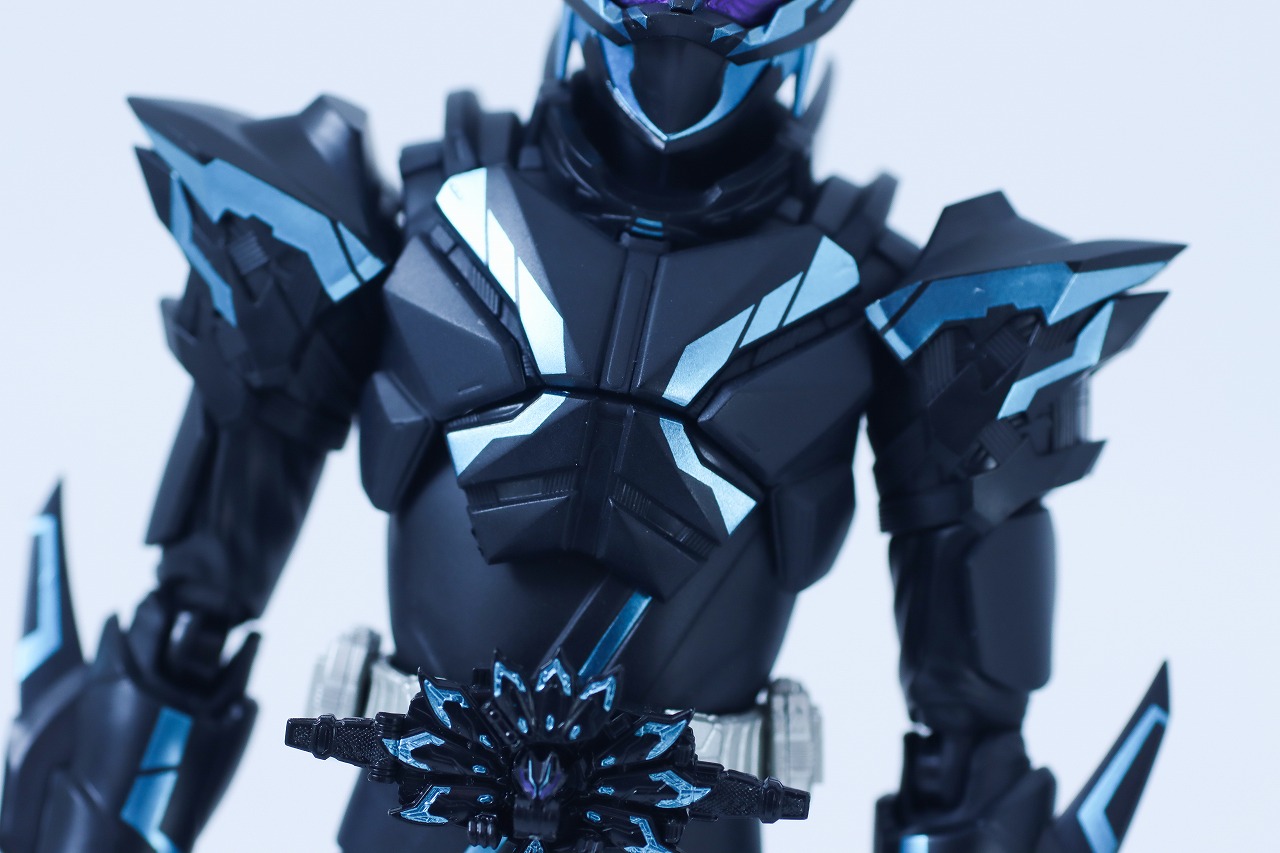 S.H.フィギュアーツ 仮面ライダーXギーツ クロスギーツ レビュー 本体