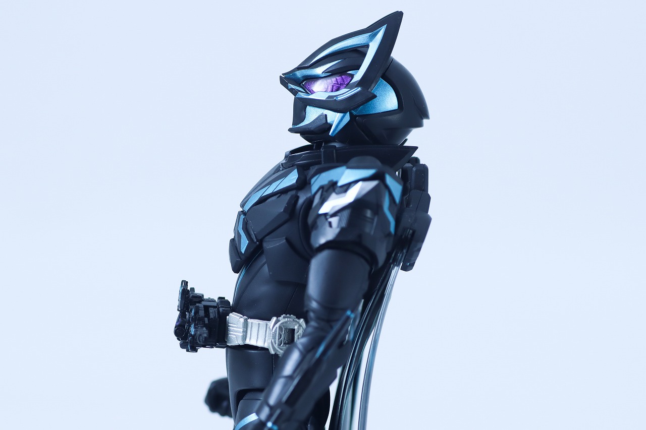 S.H.フィギュアーツ 仮面ライダーXギーツ クロスギーツ レビュー 可動範囲