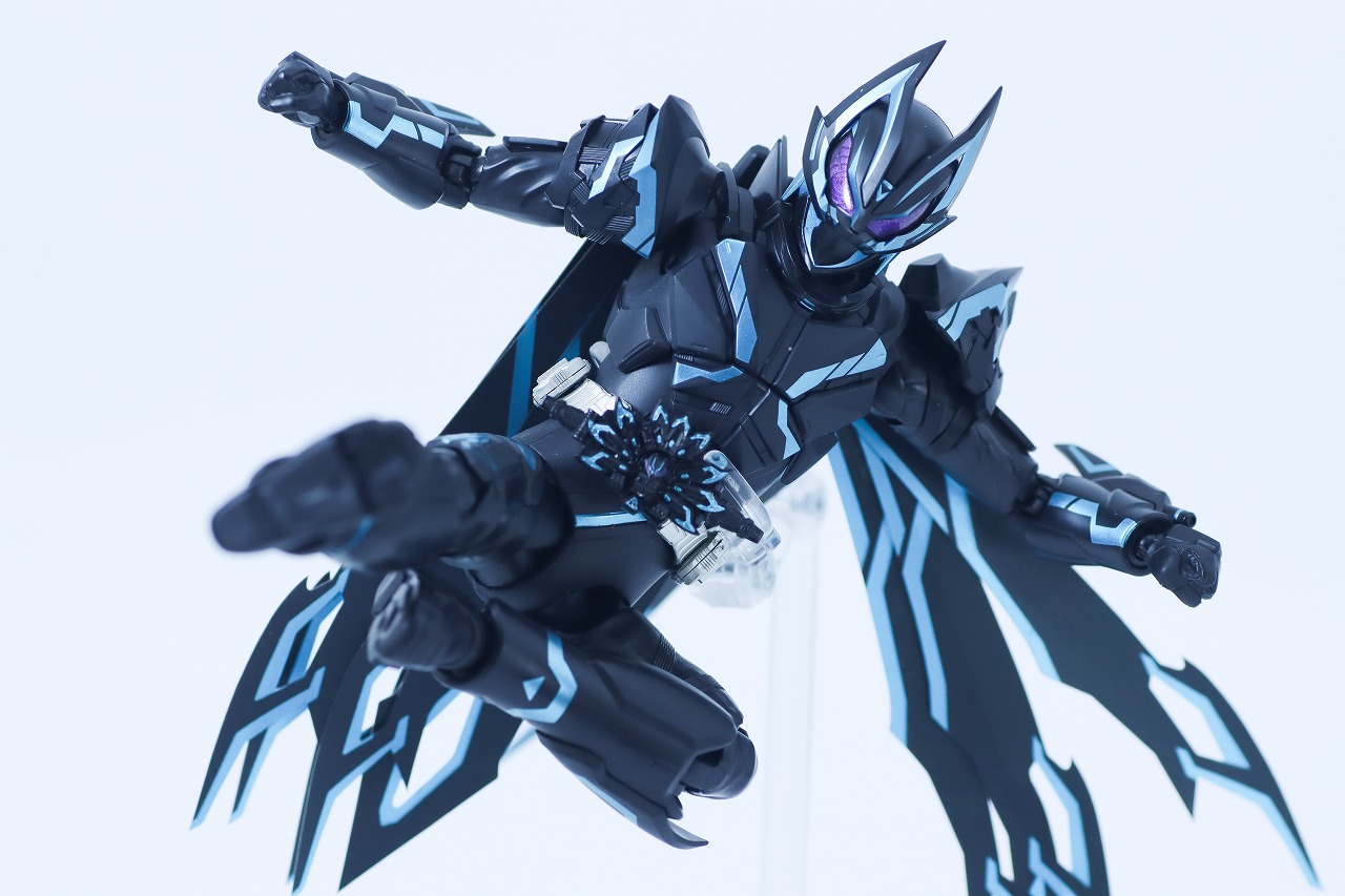 S.H.フィギュアーツ 仮面ライダーXギーツ クロスギーツ レビュー アクション