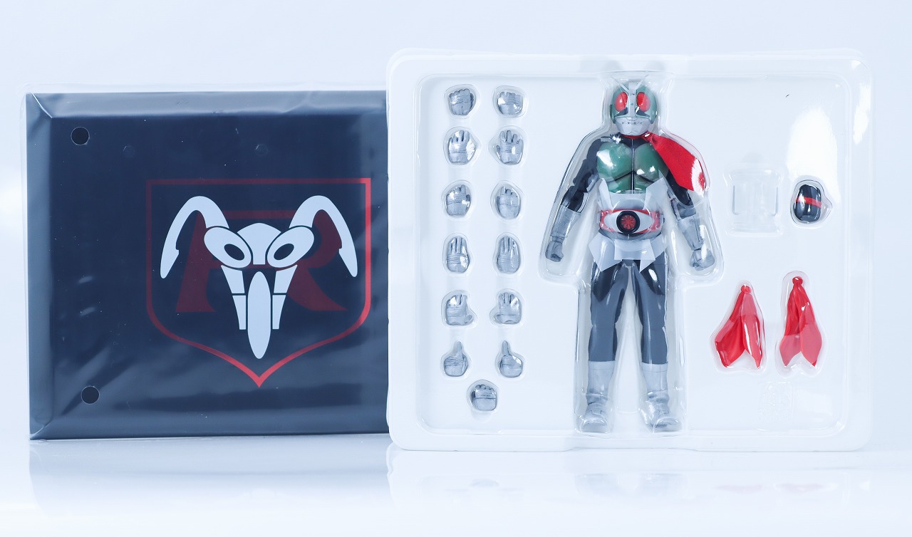 S.H.フィギュアーツ 真骨彫製法 仮面ライダー新1号 栄光の昭和ライダーエディション レビュー パッケージ