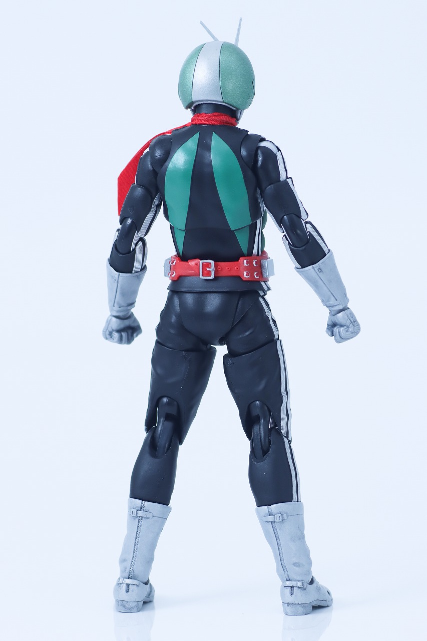 S.H.フィギュアーツ 真骨彫製法 仮面ライダー新1号 栄光の昭和ライダーエディション レビュー 本体