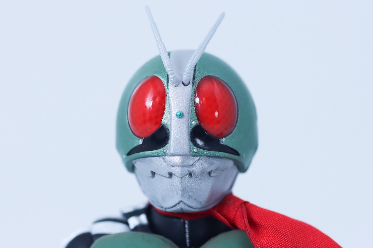 S.H.フィギュアーツ 真骨彫製法 仮面ライダー新1号 栄光の昭和ライダーエディション レビュー 本体