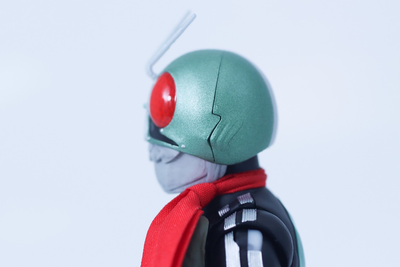 S.H.フィギュアーツ 真骨彫製法 仮面ライダー新1号 栄光の昭和ライダーエディション レビュー 本体