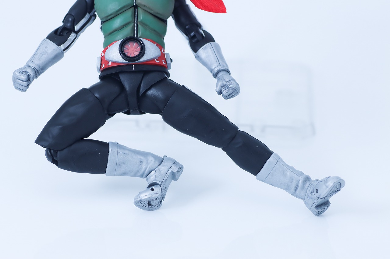 S.H.フィギュアーツ 真骨彫製法 仮面ライダー新1号 栄光の昭和ライダーエディション レビュー 可動範囲